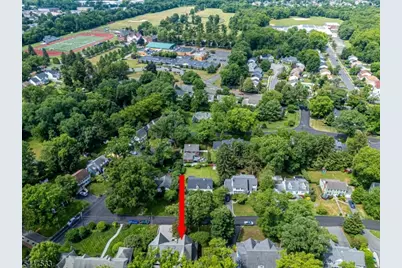 4 Edgewood Rd, Edison, NJ 08820 - Photo 5