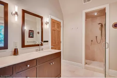 4 Edgewood Rd, Edison, NJ 08820 - Photo 31