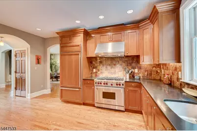 4 Edgewood Rd, Edison, NJ 08820 - Photo 15