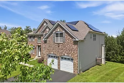 20 Ruggiero Way, Mount Olive, NJ 07828 - Photo 5