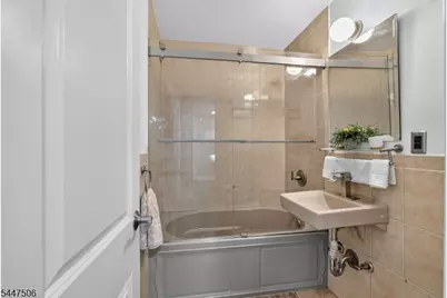 6600 Kennedy Blvd E Apt #23J, West New York, NJ 07093 - Photo 17