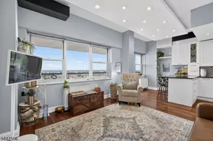 6600 Kennedy Blvd E Apt, West New York, NJ 07093 - Photo 9