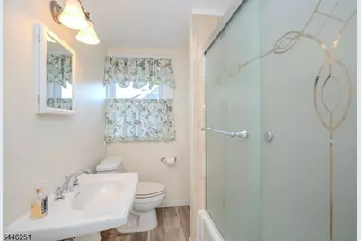 520 Winsor St, Bound Brook, NJ 08805 - Photo 19