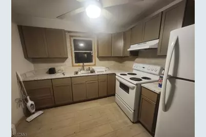 20 Adams St, Belvidere, NJ 07823 - Photo 7