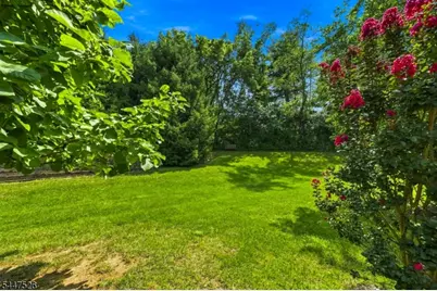 47 Hedge Row Rd, Plainsboro Township, NJ 08540 - Photo 31