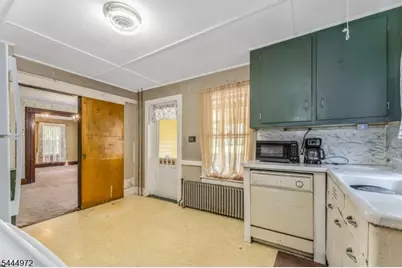 9 Central St, Lebanon, NJ 08833 - Photo 9