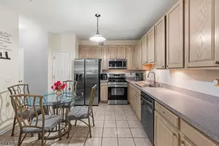 186 Sunshine Dr, Piscataway Township, NJ 08854 - Photo 7