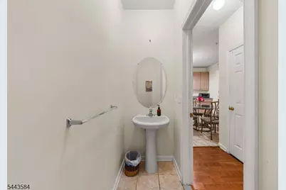 186 Sunshine Dr, Piscataway Township, NJ 08854 - Photo 11
