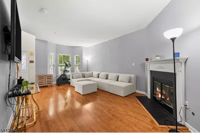 186 Sunshine Dr, Piscataway Township, NJ 08854 - Photo 3