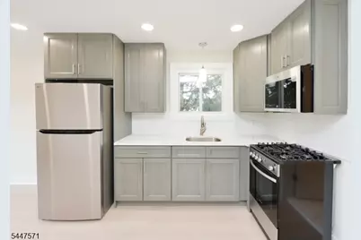 255 Rea Ave #8, Hawthorne, NJ 07506 - Photo 3