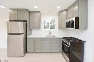 255 Rea Ave, Hawthorne, NJ 07506 - Photo 3