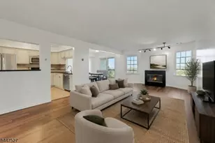 15 Crystal Ln, Paterson, NJ 07501 - Photo 7