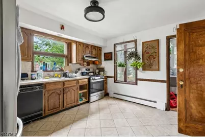 69 Buschmann Ave, Haledon, NJ 07508 - Photo 7
