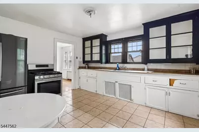 69 Buschmann Ave, Haledon, NJ 07508 - Photo 13