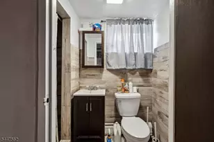 69 Buschmann Ave, Haledon, NJ 07508 - Photo 23