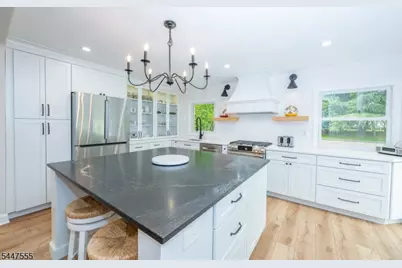 34 Devonshire Rd, Cedar Grove, NJ 07009 - Photo 7
