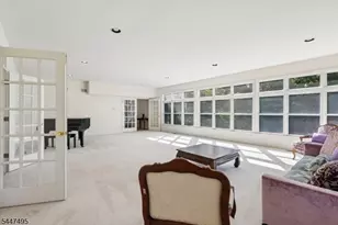 8 Pring Ct, West Orange Township, NJ 07052 - Photo 17