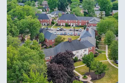 46 F Parkway Village, Cranford Township, NJ 07016 - Photo 21