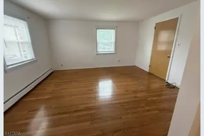 11 Canterbury Ave, North Arlington, NJ 07031 - Photo 7
