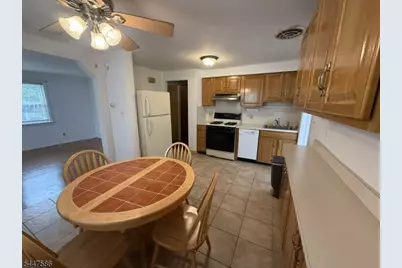11 Canterbury Ave, North Arlington, NJ 07031 - Photo 3