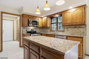 860 Glen Rd, Sparta Township, NJ 07871 - Photo 9