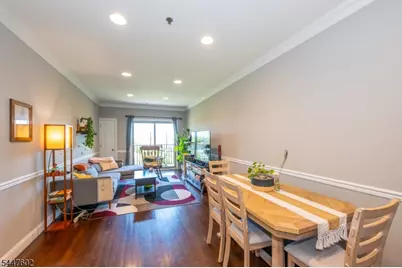 15-19 Tichenor Ln #406, Newark, NJ 07114 - Photo 11