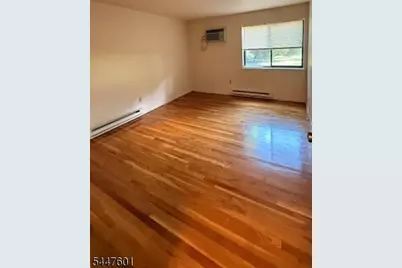 121 Grove St #3, Clifton, NJ 07013 - Photo 5
