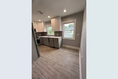 20 Van Dyke Pl #2, Summit, NJ 07901 - Photo 5