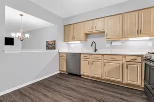 154 Leeds Ct, Madison, NJ 07940 - Photo 9
