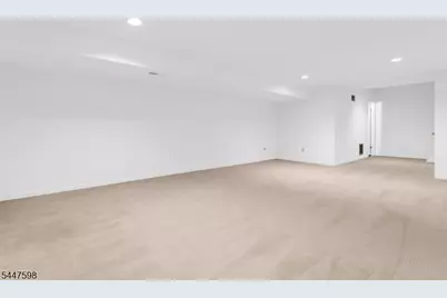 154 Leeds Ct #154, Madison, NJ 07940 - Photo 31