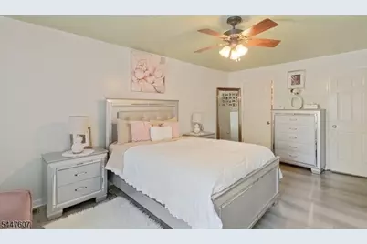 337 18th Ave, Newark, NJ 07108 - Photo 39