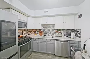 337 18th Ave, Newark, NJ 07108 - Photo 29