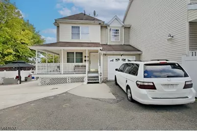 337 18th Ave, Newark, NJ 07108 - Photo 1