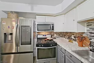 337 18th Ave, Newark, NJ 07108 - Photo 31