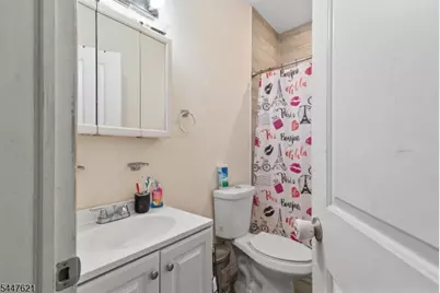 36 Arverne Ter, Irvington, NJ 07111 - Photo 13