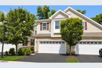 28 Camlet Ct, Roseland, NJ 07068 - Photo 1