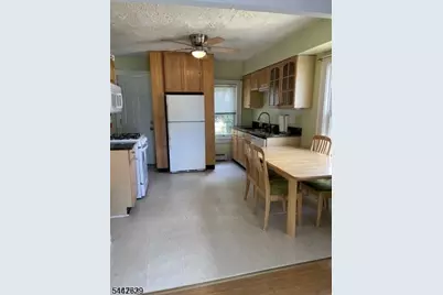 409 Randolph Ave, South Plainfield, NJ 07080 - Photo 3
