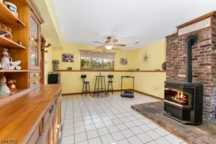 36 MacKenzie Rd, Hampton Boro, NJ 08827 - Photo 25