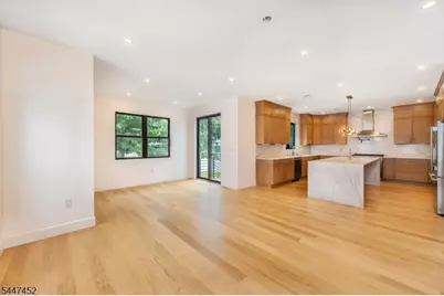 38 Lehigh Ave, Clifton, NJ 07012 - Photo 11