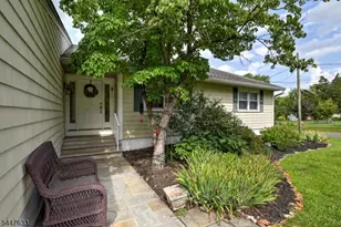 29 1st St, Franklin Township, NJ 08873 - Photo 3