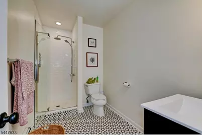 29 1st St, Franklin Township, NJ 08873 - Photo 25