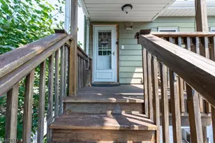 22 Meeker Pl, Millburn, NJ 07041 - Photo 15