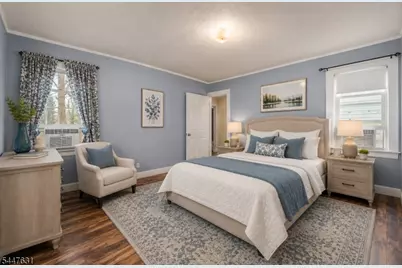 22 Meeker Pl, Millburn, NJ 07041 - Photo 7