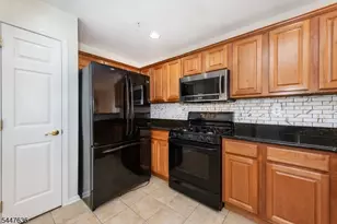 146 Summit Ridge, Pompton Lakes, NJ 07442 - Photo 5