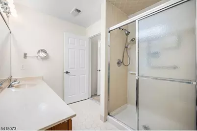 11D Rothwell Dr, Monroe Township, NJ 08831 - Photo 25