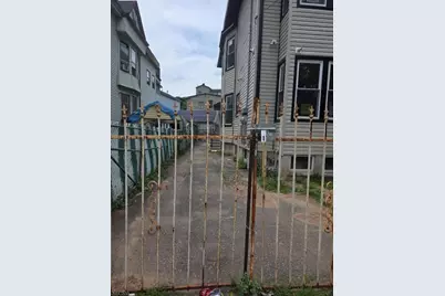 13 Vermont Ave, Newark, NJ 07106 - Photo 9