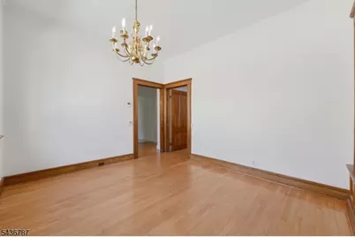 219 Magie Ave, Roselle Park, NJ 07204 - Photo 9