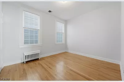 219 Magie Ave, Roselle Park, NJ 07204 - Photo 11