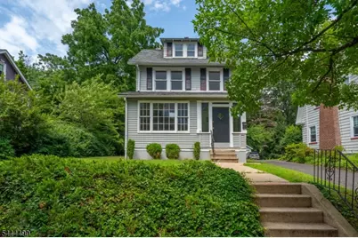 11 Lincoln Place, Maplewood, NJ 07040 - Photo 1
