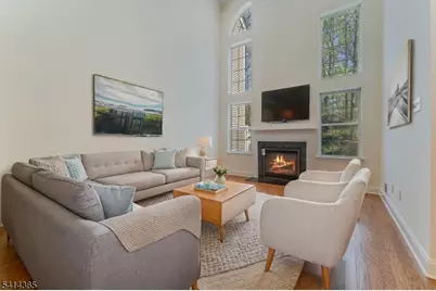 903 Springhouse Dr, Readington, NJ 08889 - Photo 9